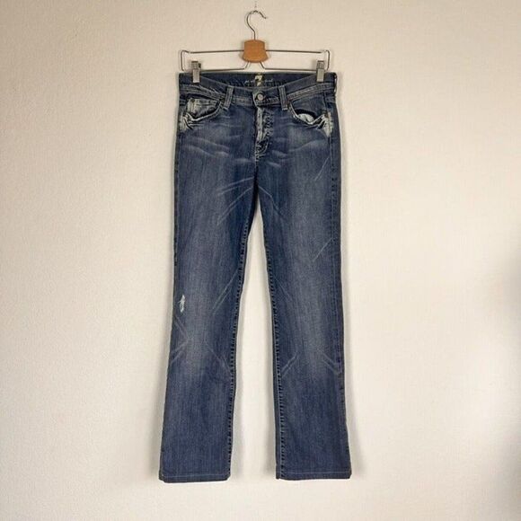 7 For All Mankind Women's Boy-Cut Button-Fly Distressed Medium Wash Denim Jeans - Picture 1 of 10